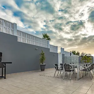 https://villa-nuelve.tenerifehoteles.net